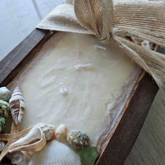 Seashell Sea Glass Handmade 3 Wick Candle Neutral Colors NEW - Picture 2 of 3